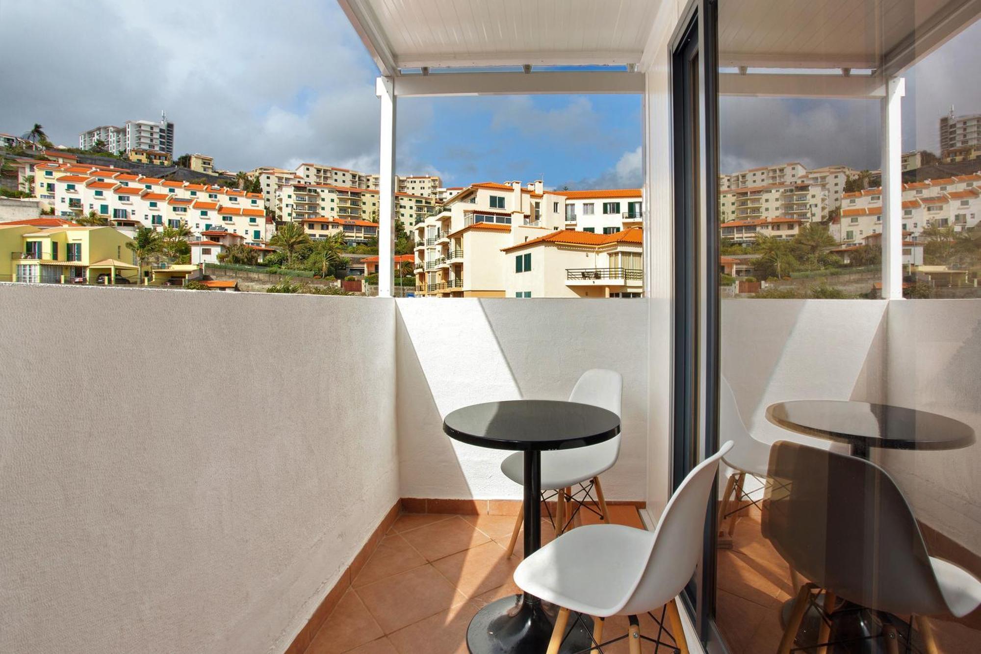 Apartamento Lolita Com Terraco Caniço Esterno foto